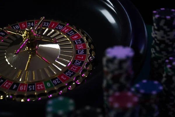 juragan4d mobile app interface showing live blackjack table and betting options