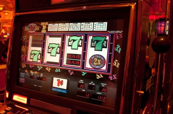 Live dealer presenting Free Bet Blackjack table with multiple camera angles showing card deck and betting layout on juragan4d platform